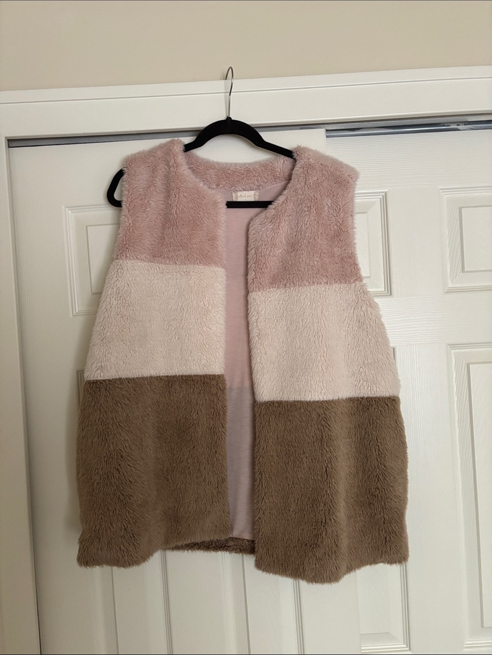 Altar'd State Pink, Cream & Brown Plush Colorblock Vest